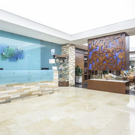 Holiday Inn Express Bogotá - Parque La 93, an IHG Hotel Exterior foto
