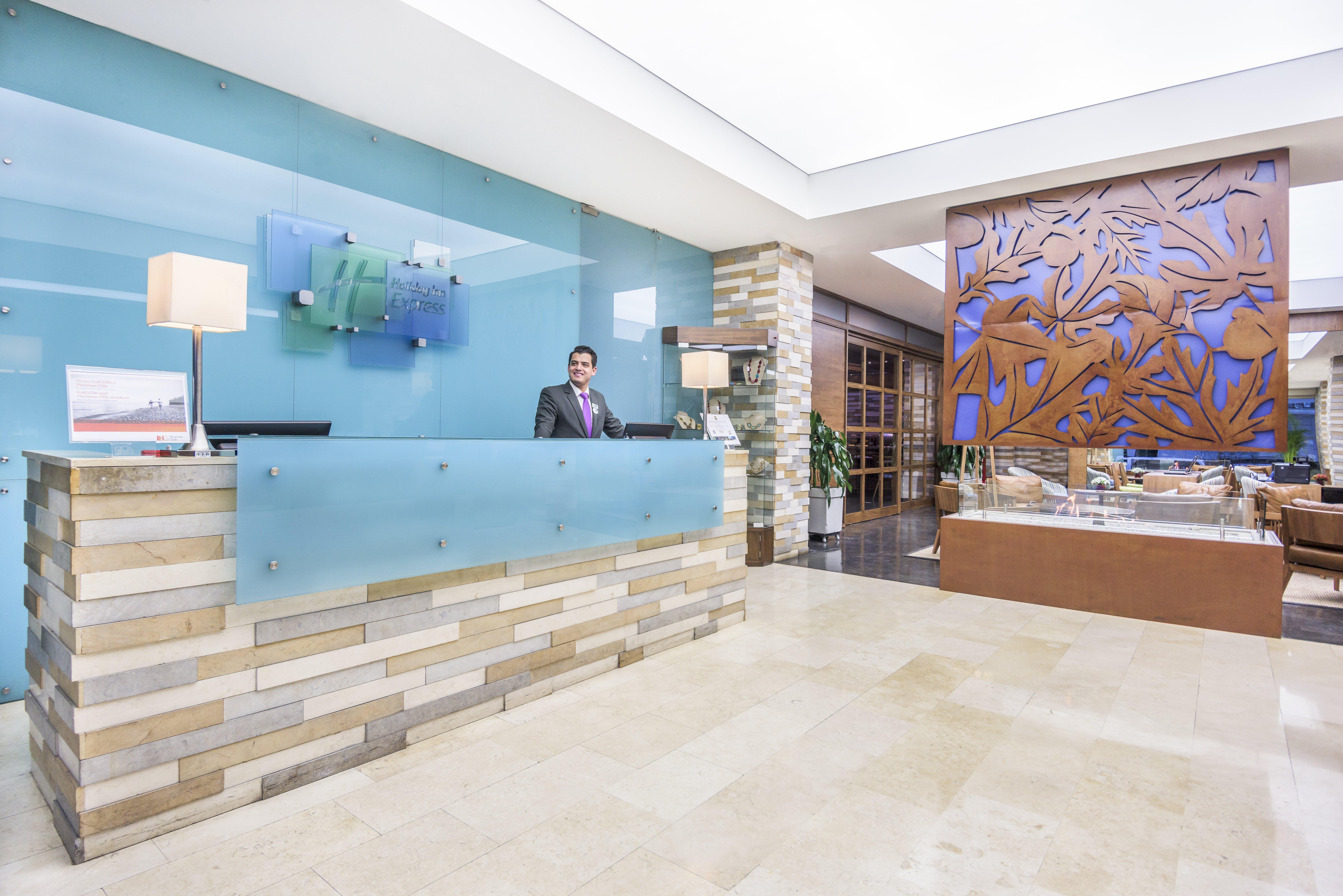 Holiday Inn Express Bogotá - Parque La 93, an IHG Hotel Exterior foto
