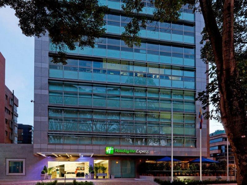 Holiday Inn Express Bogotá - Parque La 93, an IHG Hotel Exterior foto